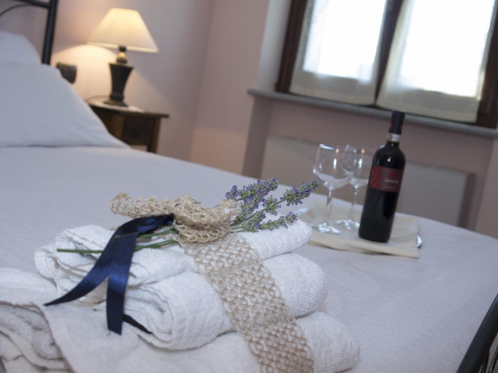 B&B La Gibiana Costigliole d'Asti Oda fotoğraf